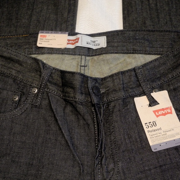 Levi 550 Boy Relaxed Fit Sz 10 Husky 30 x 26 - Picture 5 of 6